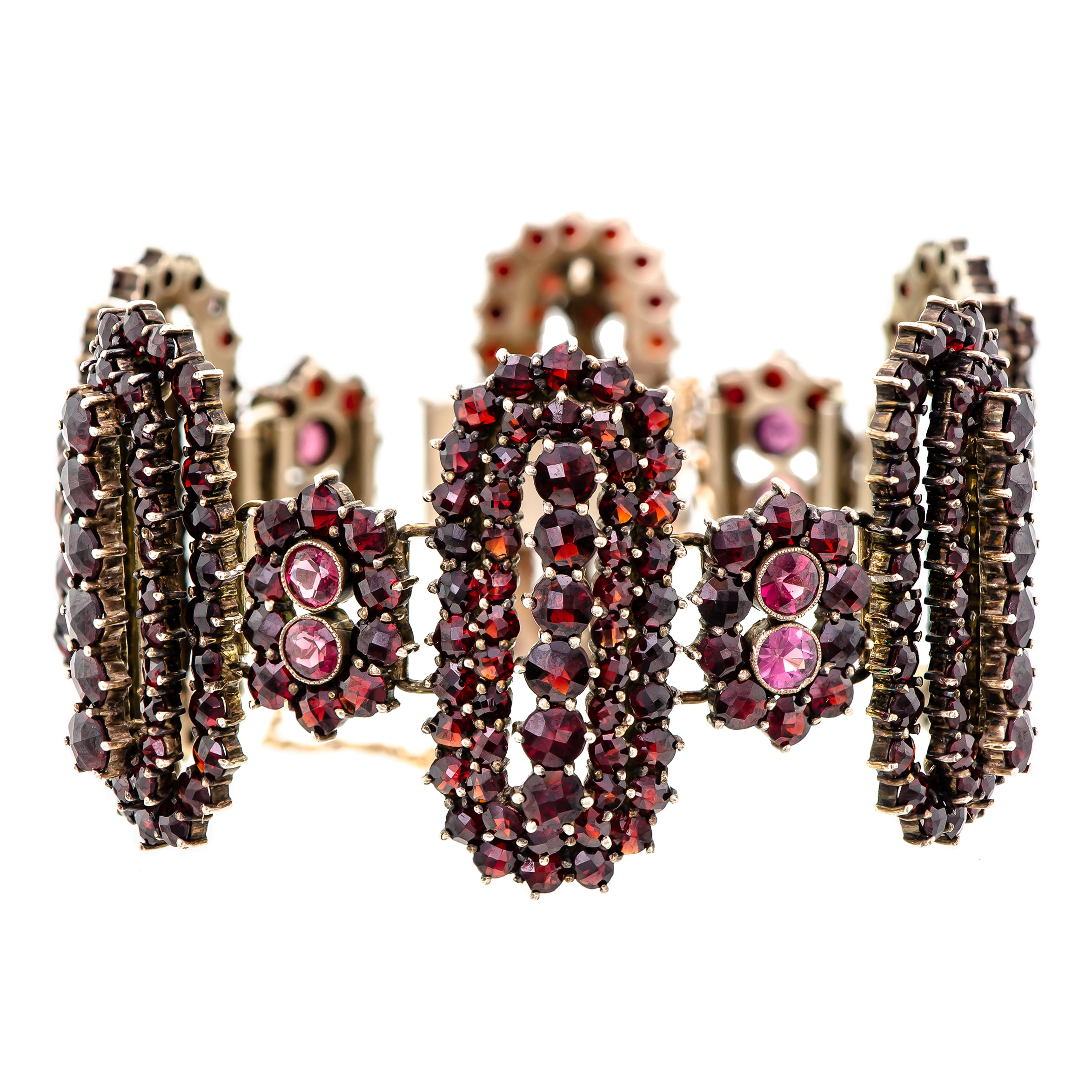 Bohemian Garnet Bracelet (171D) | The Antique Jewellery Company